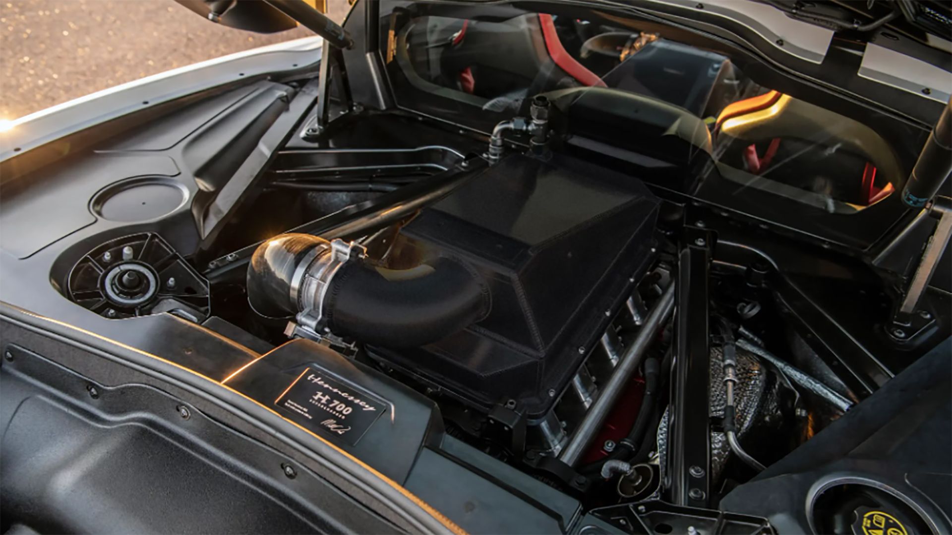 Motor conversível Hennessey H700 Corvette C8 2024