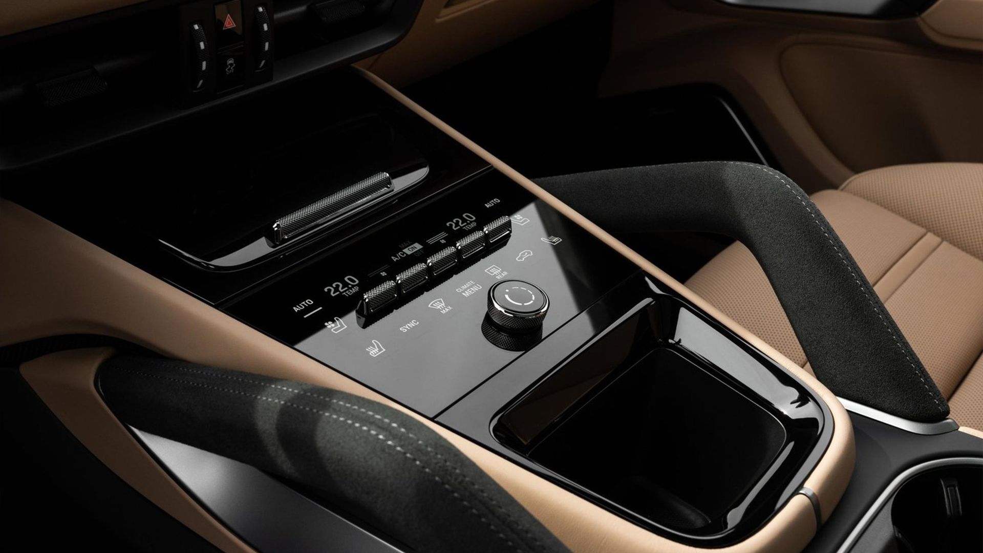 2024 Porsche Cayenne Interior: Features, Specs, and Colors