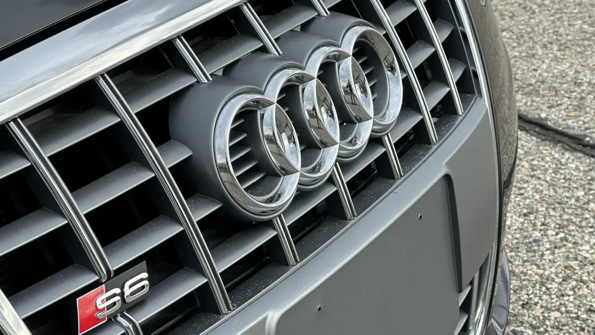 2007 Audi S6 Grille