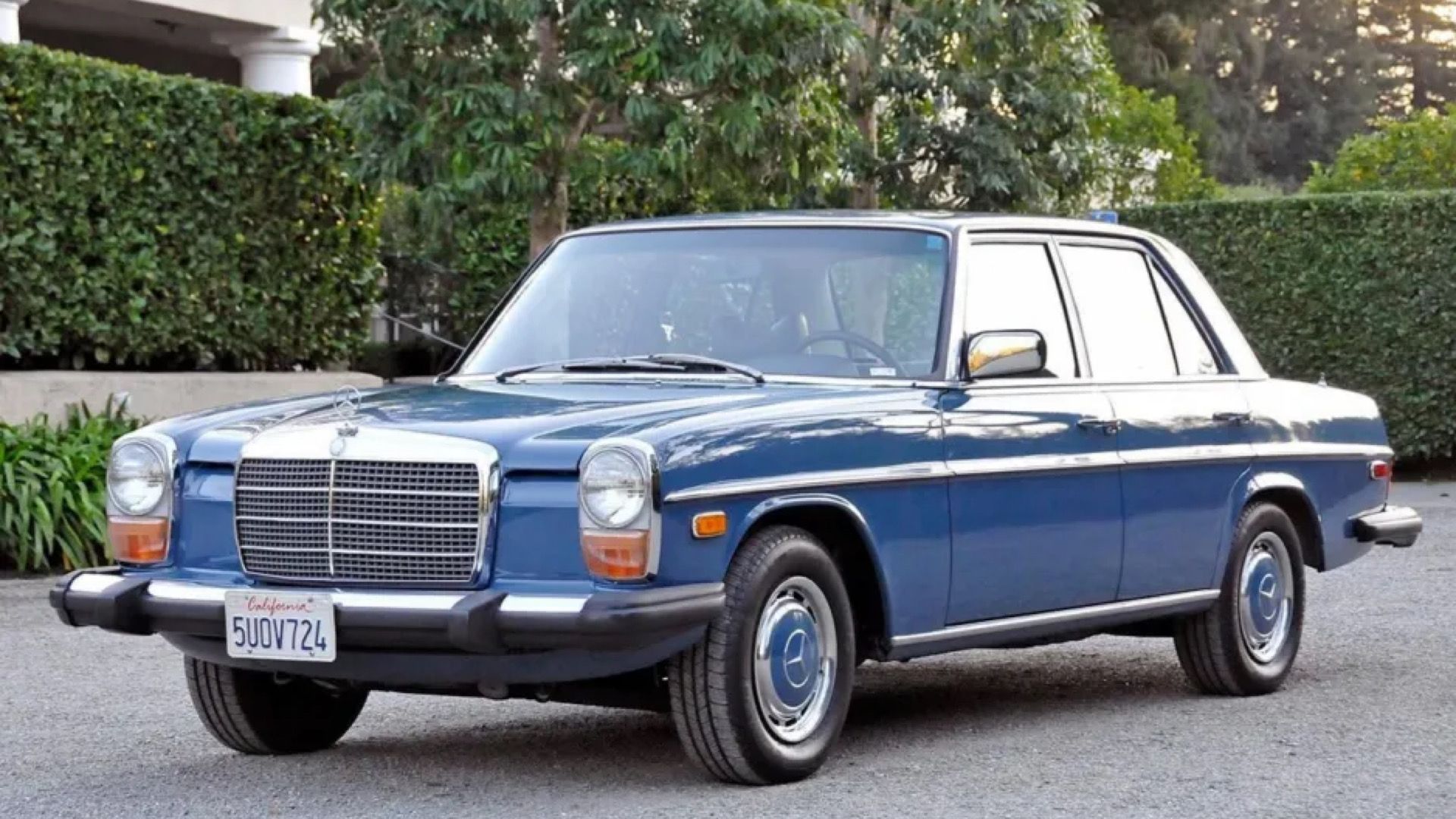 1976 Mercedes-Benz 240D in blue Posing on driveway
