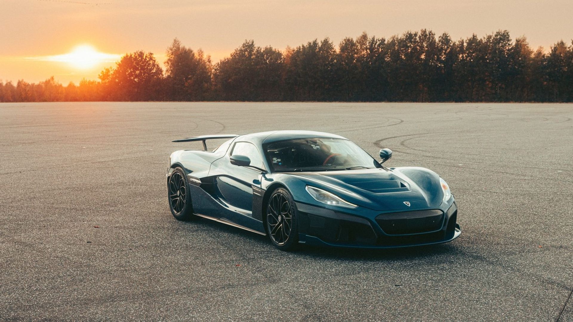 Meet the Fastest Accelerating EV Hypercars Breaking Barriers