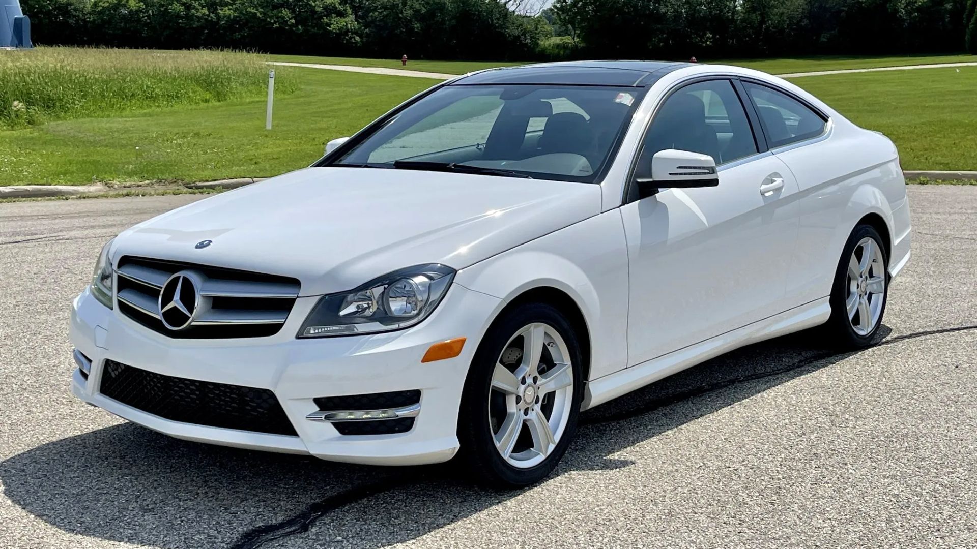 White 2014 Mercedes-Benz C350 Coupe