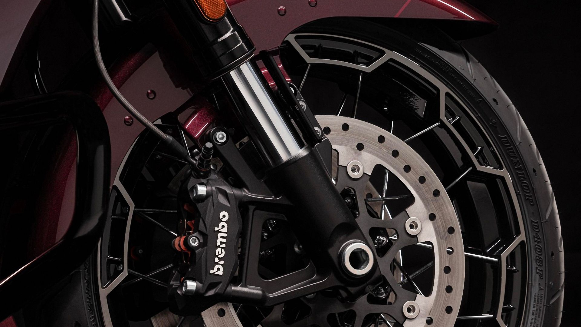 2024 Harley-Davidson CVO Road Glide front wheel close-up detail