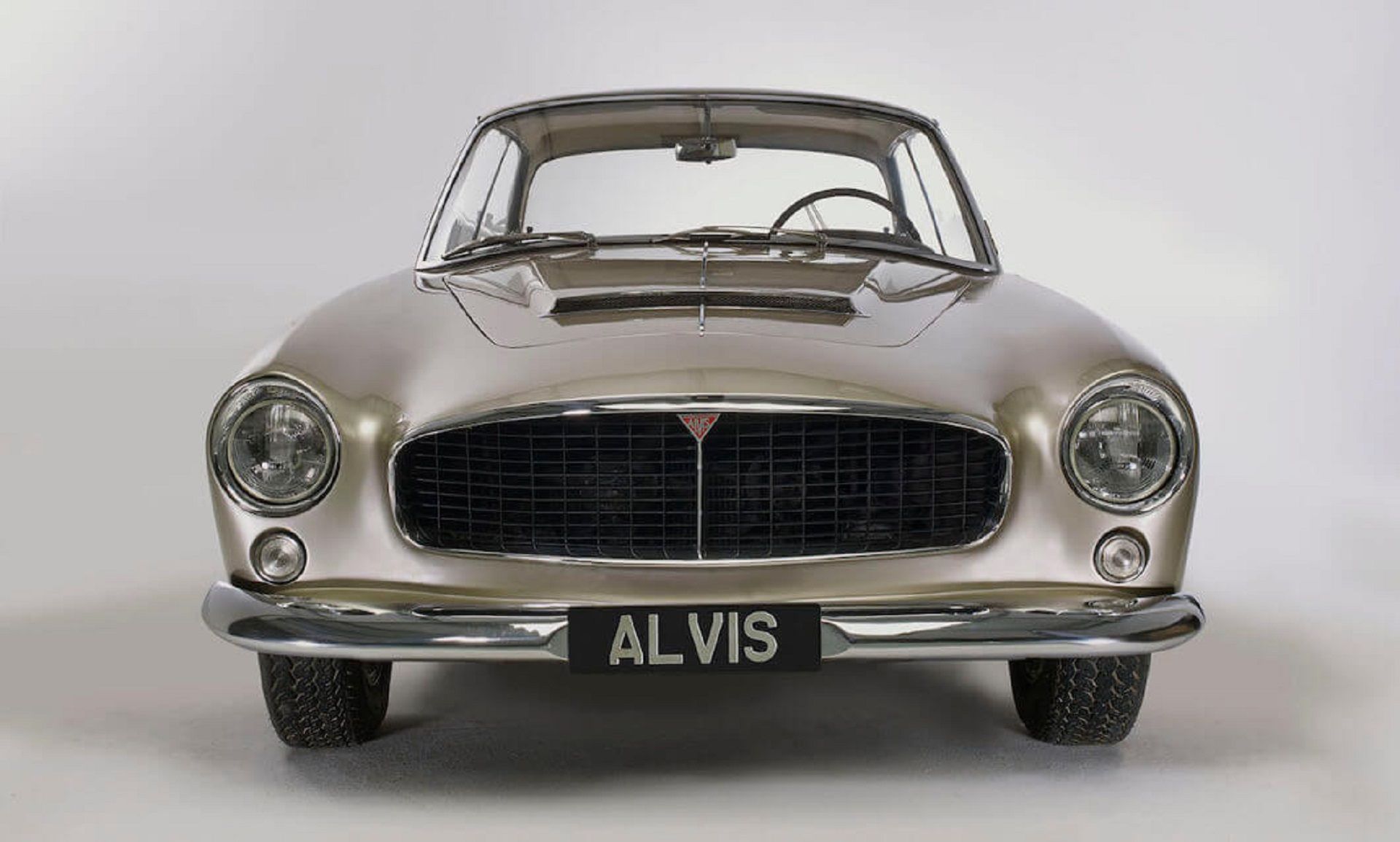 Alvis Graber Coupé 3.0L Ouro 