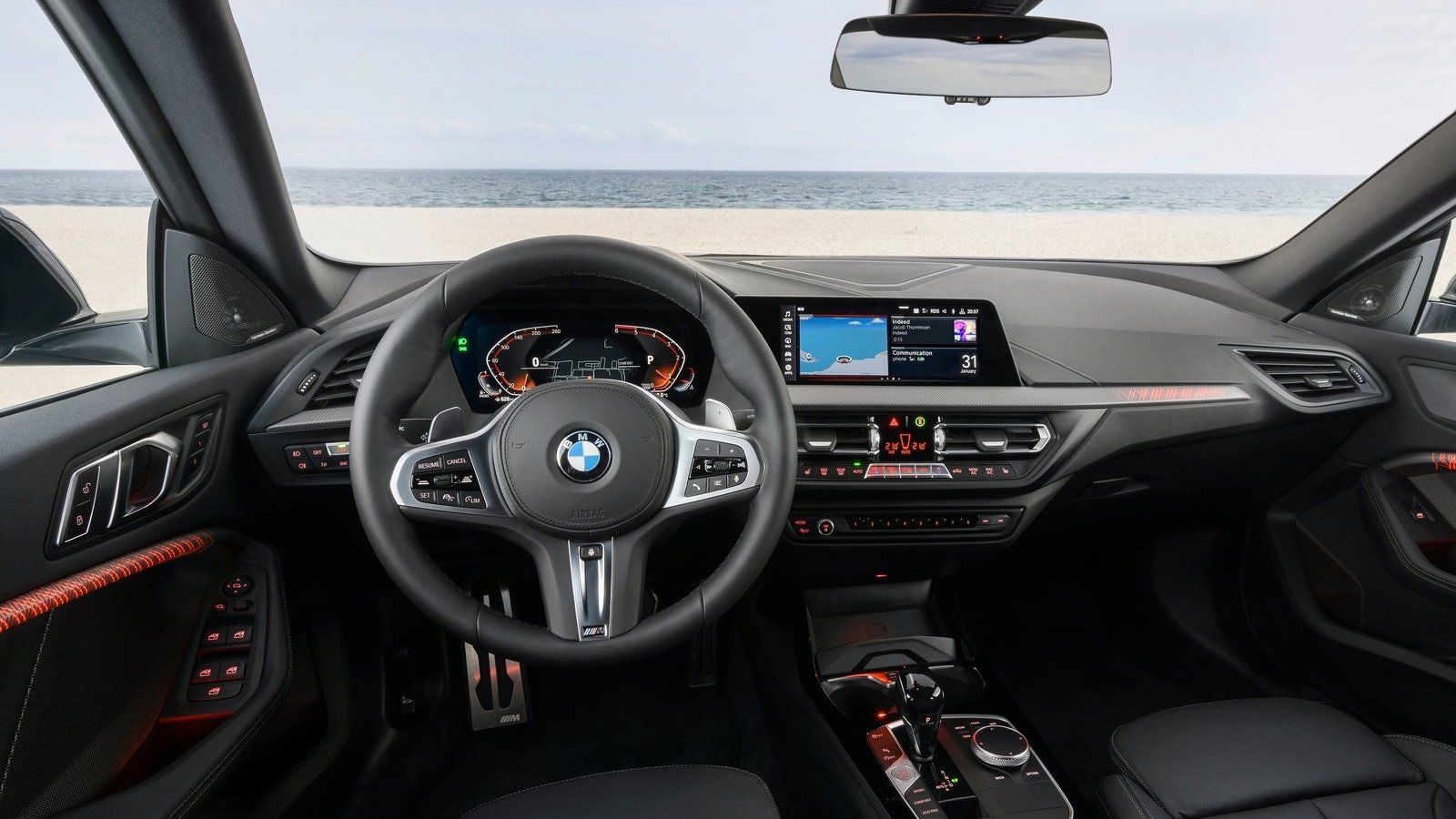 Interior do BMW Série 2 Gran Coupé 2023