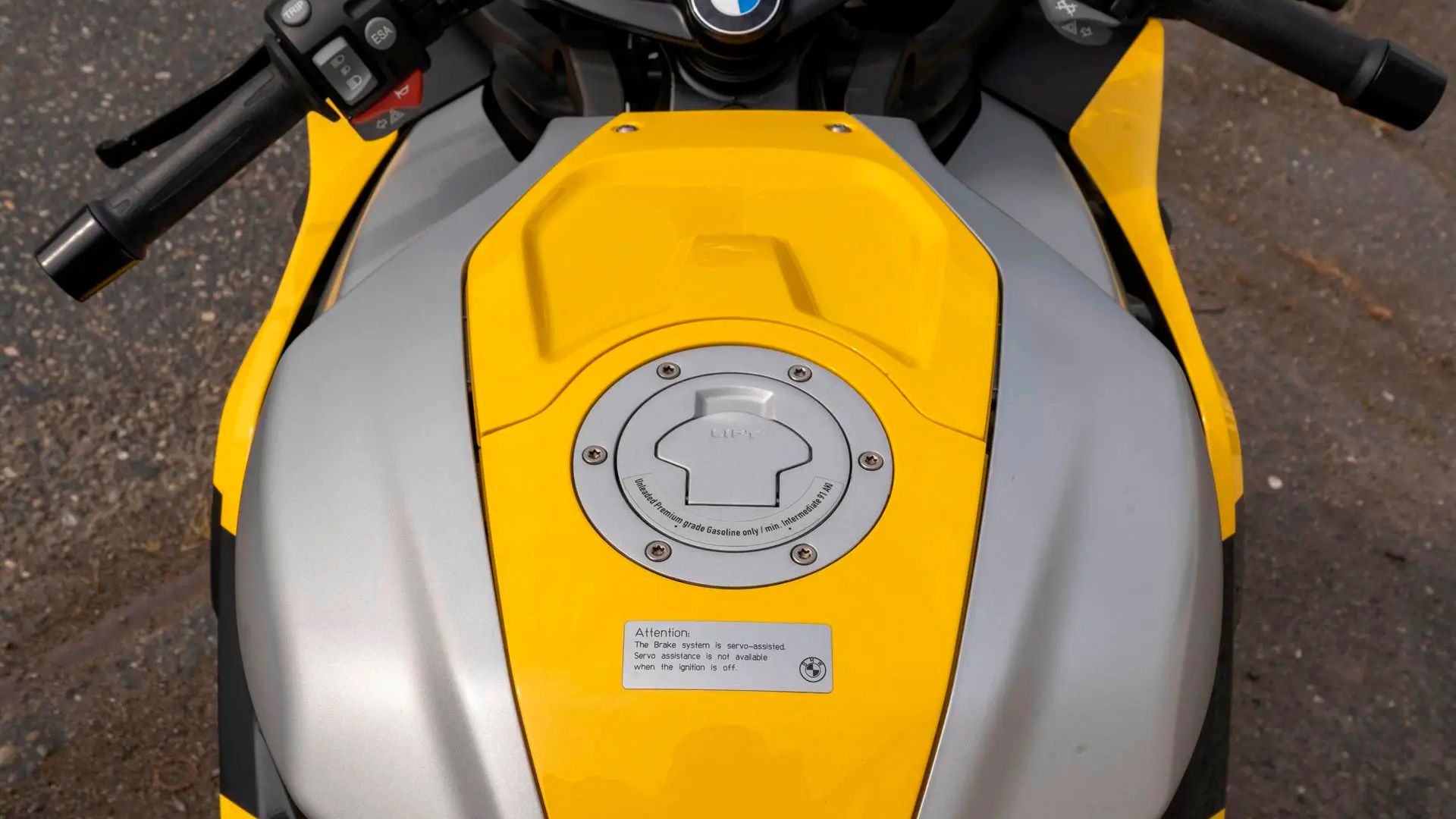BMW K1200S Bring A Trailer-10-1