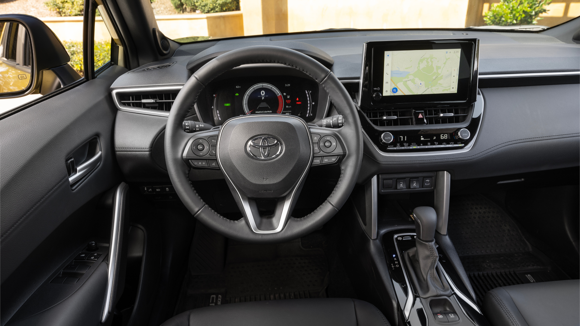 2024 Toyota Corolla Cross Hybrid interior