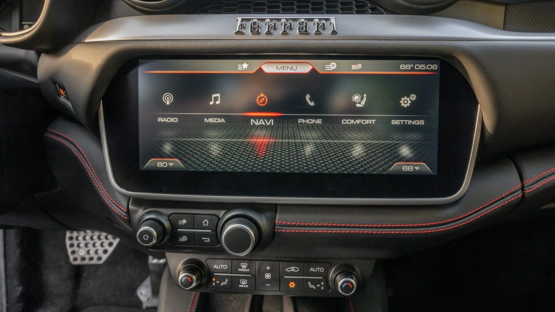 Ferrari Portofino M infotainment