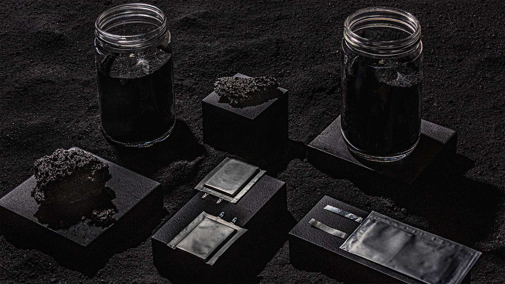 Group14 Lithium–Silicon Batteries 002