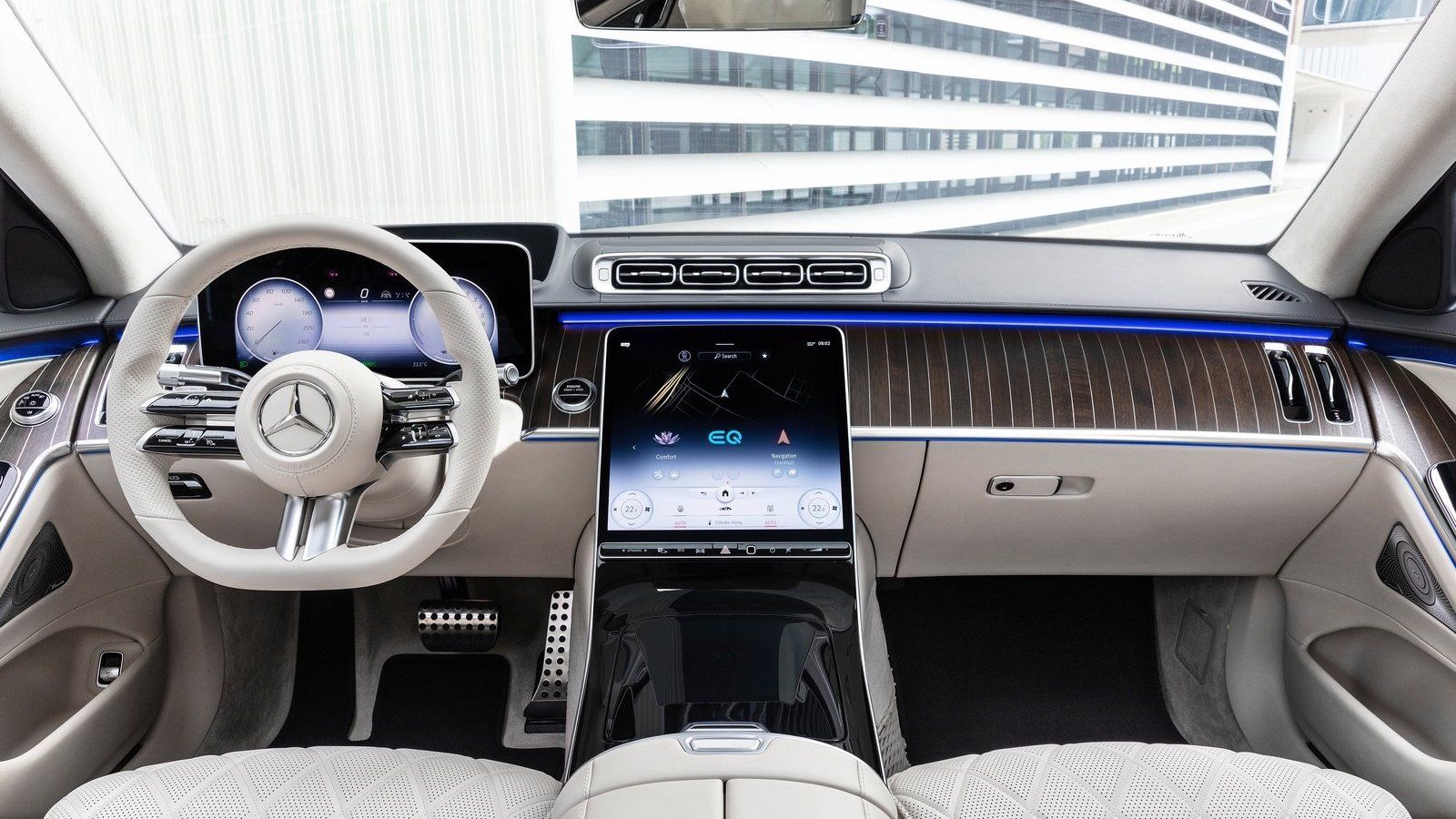 Interior of a Mercedes-Benz S580e