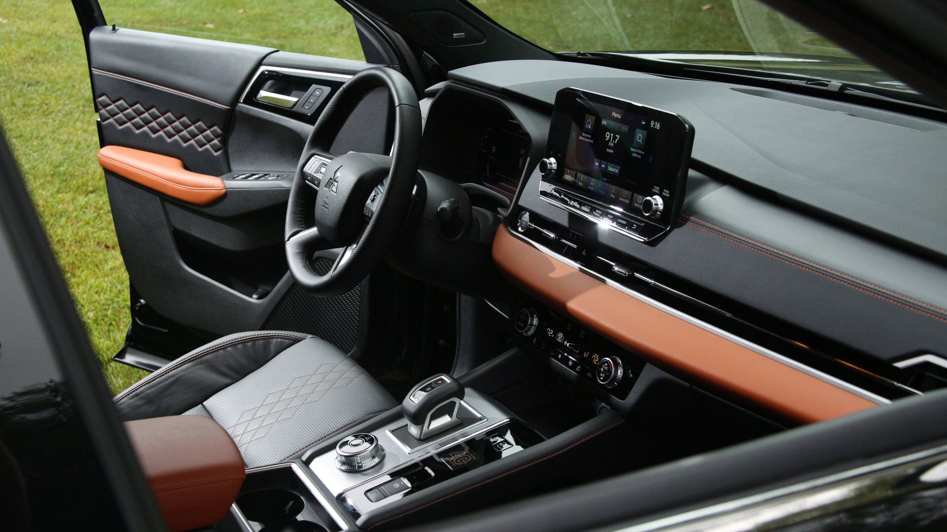 Interior shot of a 2023 Mitsubishi Outlander