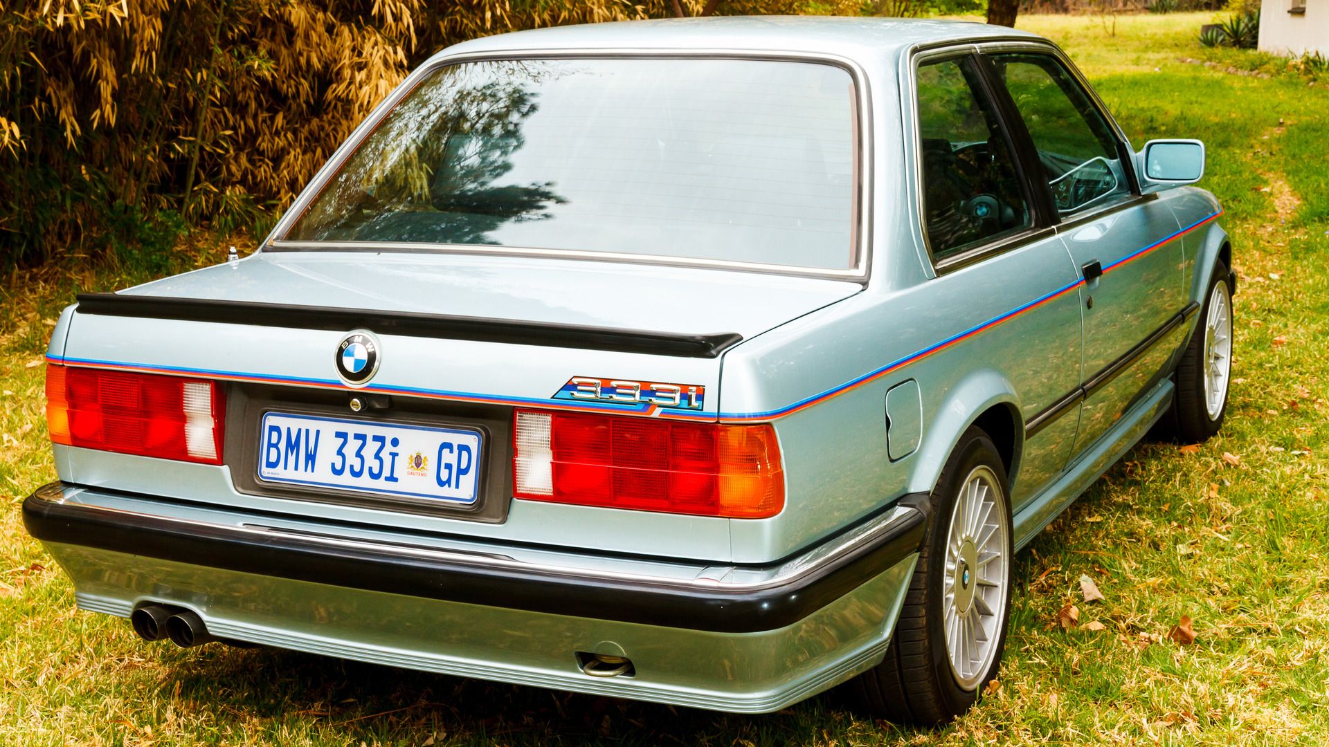 BMW E30 333i Rear