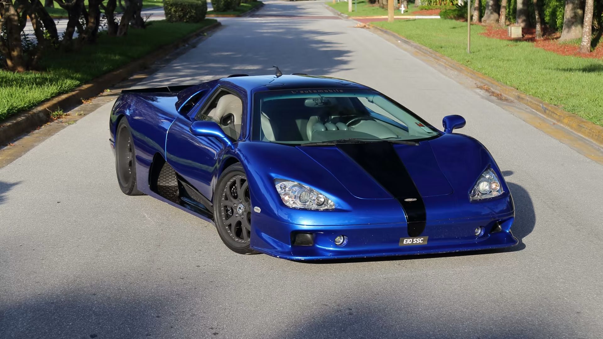 Blue SSC Ultimate Aero TT Parked Front 3/4 View