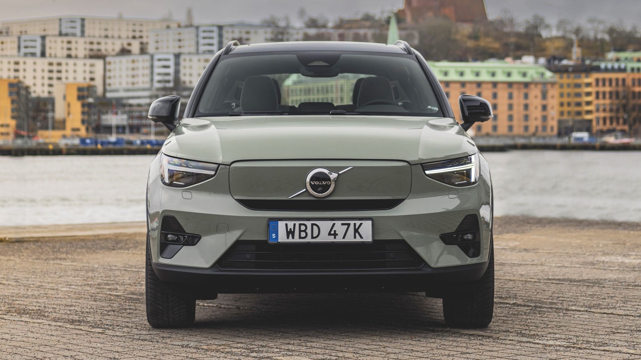 Volvo XC40 Recharge Front Shot