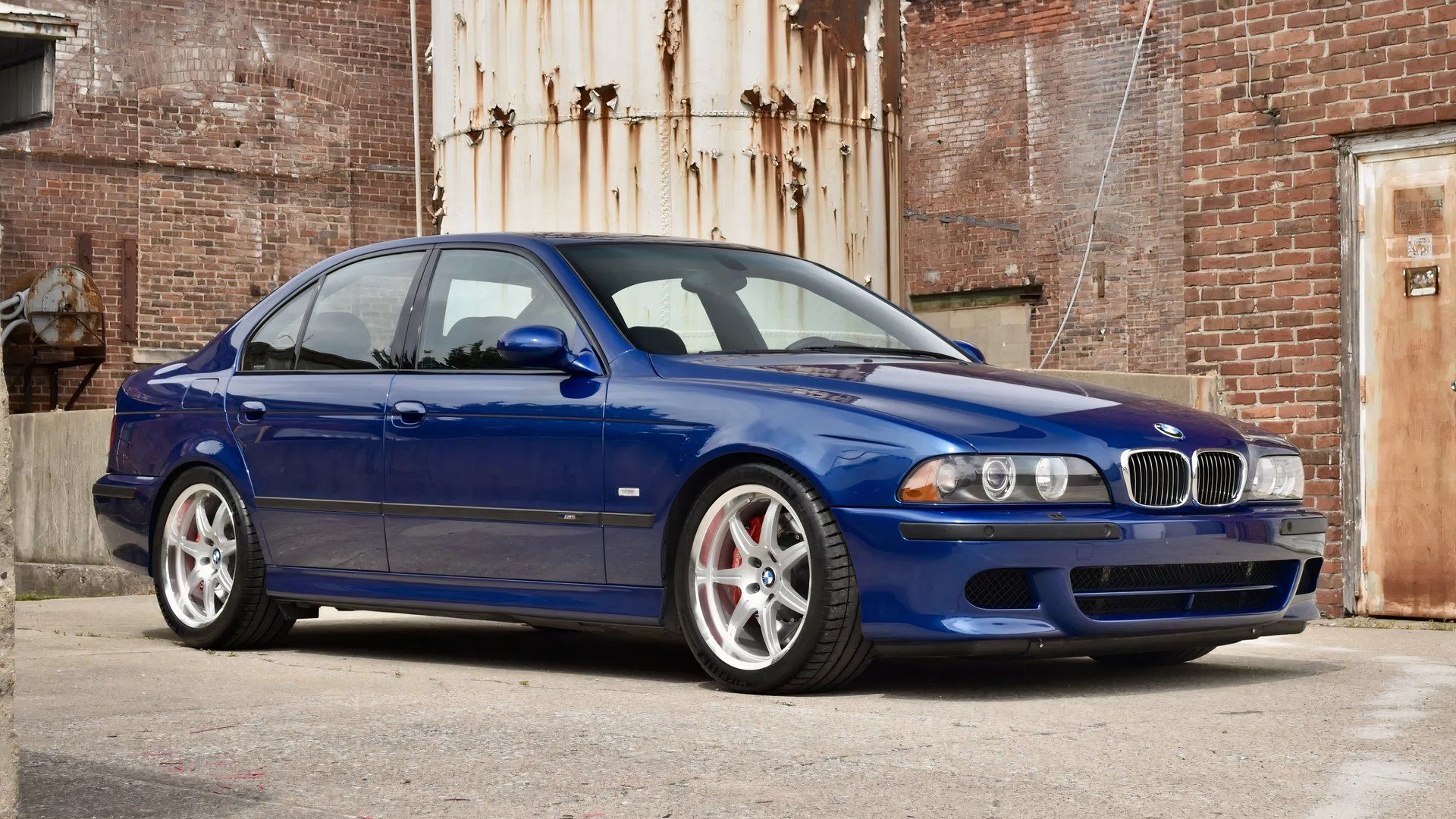 2002 E39 BMW M5 lado direito 3/4 foto exterior