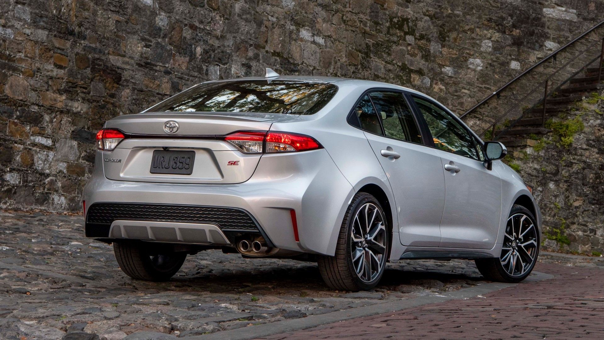 Toyota Corolla Hybrid rear-quarter