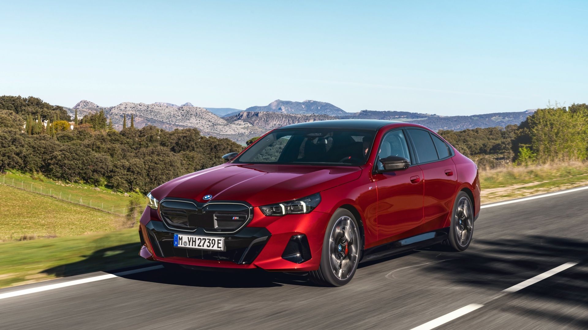 2024 BMW Série 5 Vermelho Condução