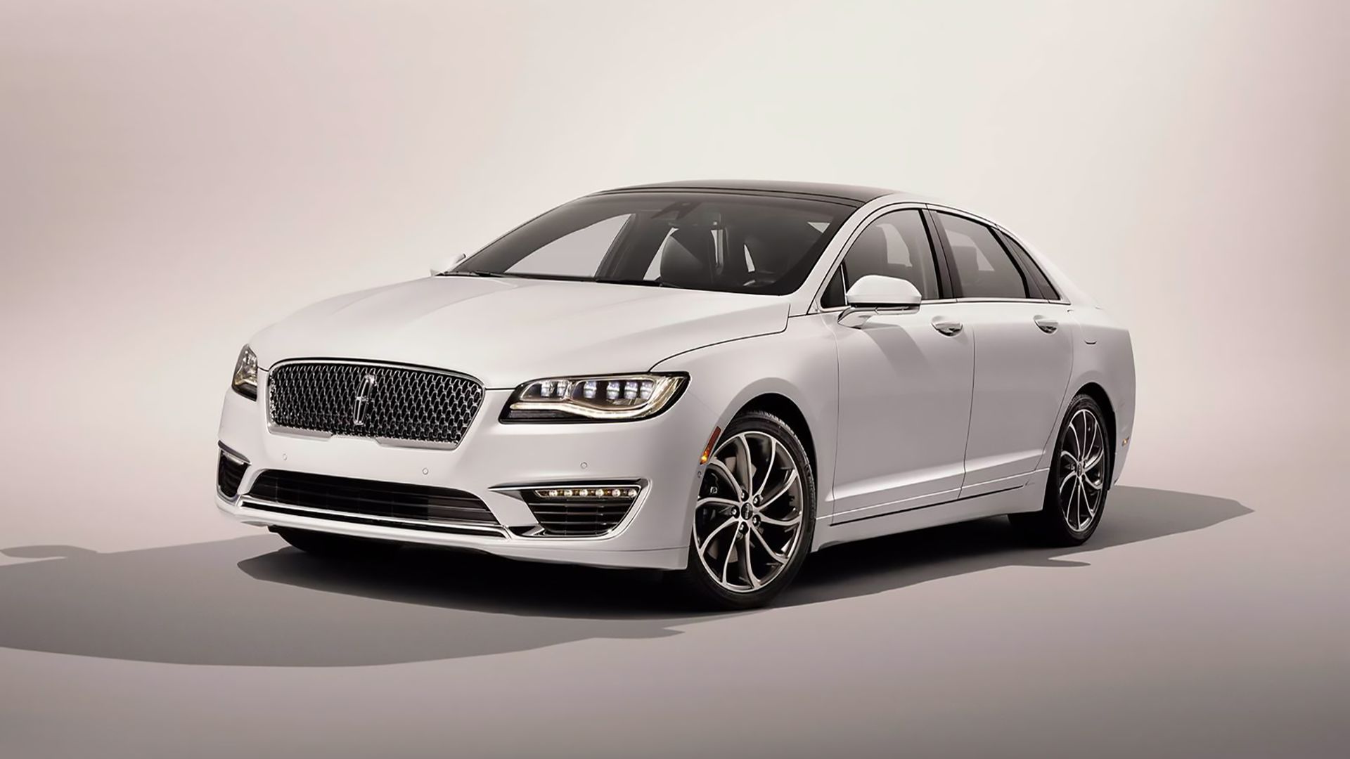 White 2019 Lincoln MKZ