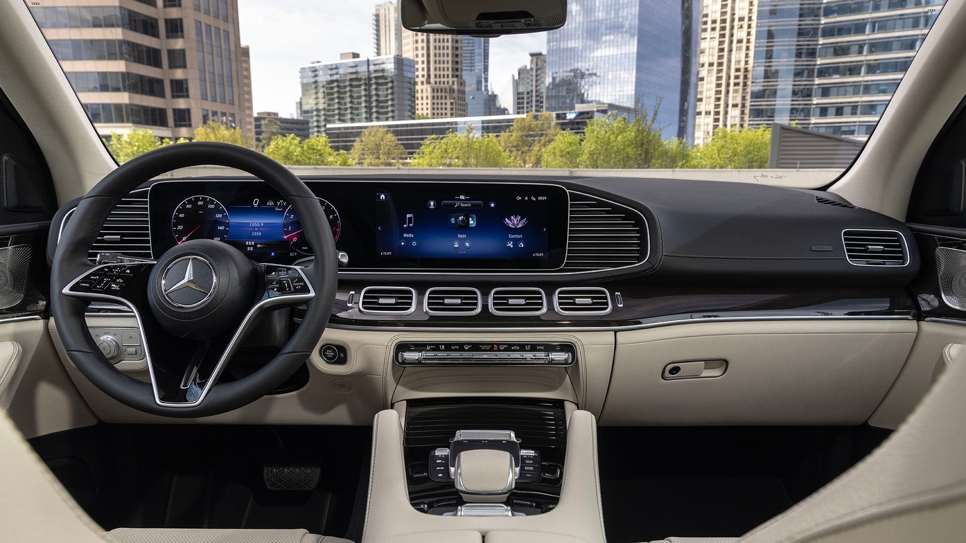 Painel interno Mercedes-Benz GLE 450 4MATIC 2024