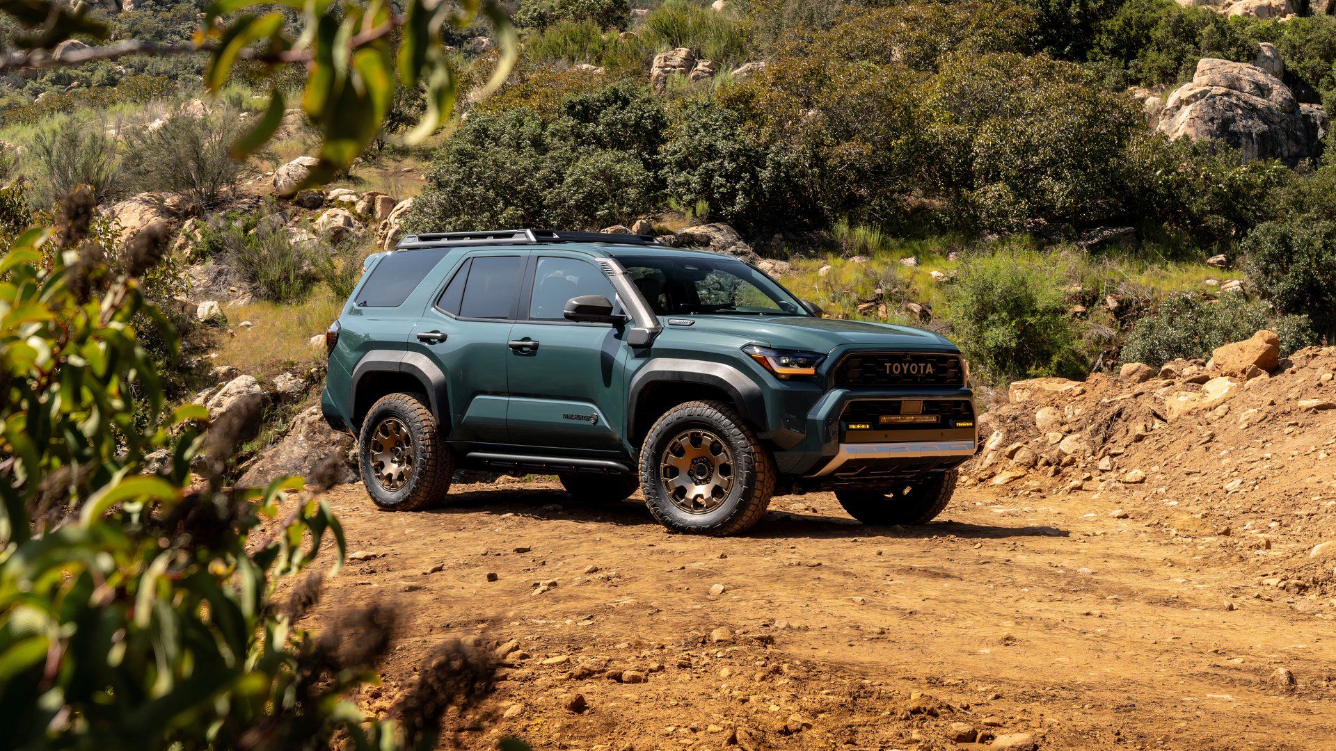 2025 Toyota 4Runner Vs. Jeep Grand Cherokee