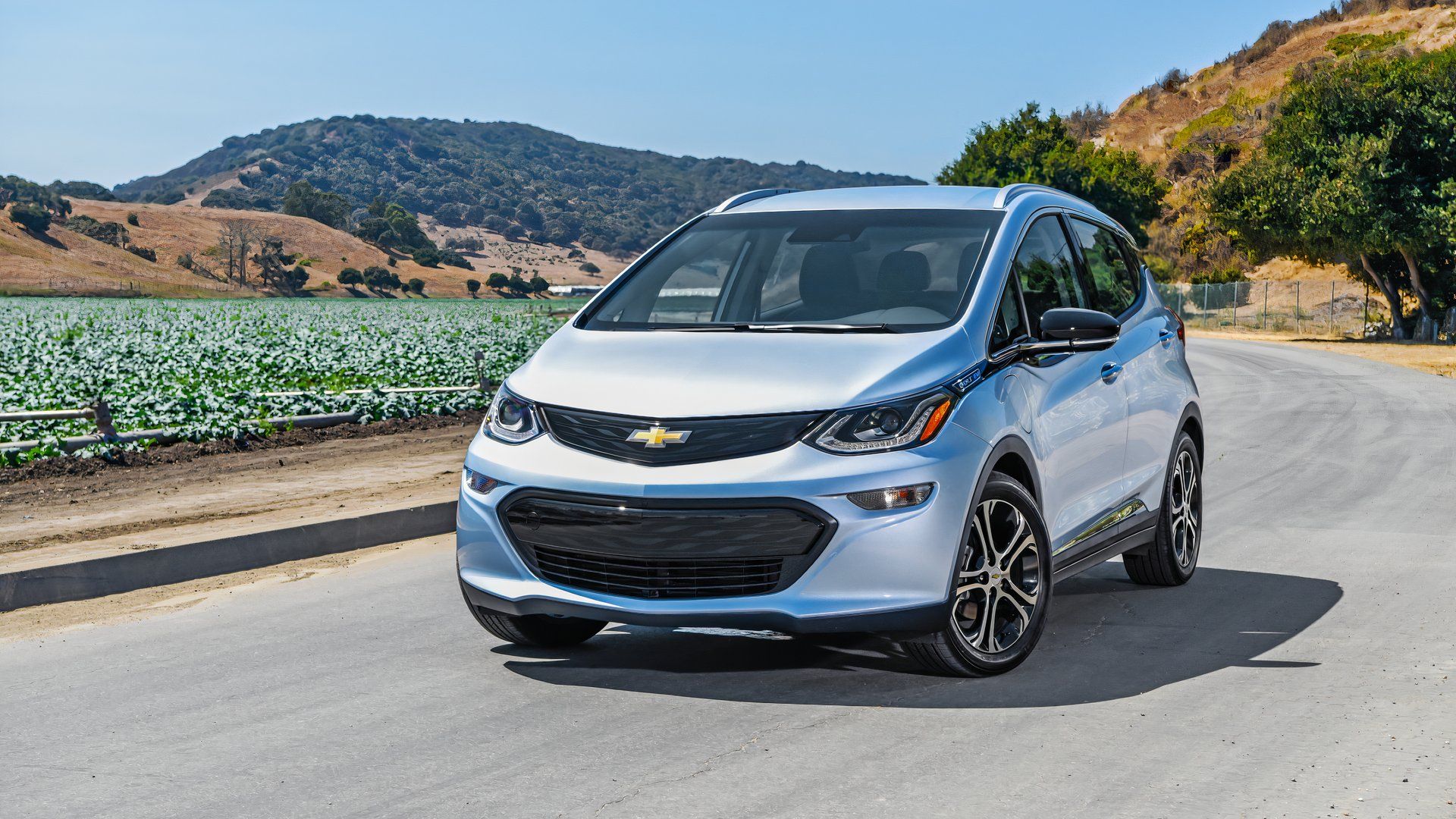 Front end shot of a 2018 Chevrolet Bolt EV