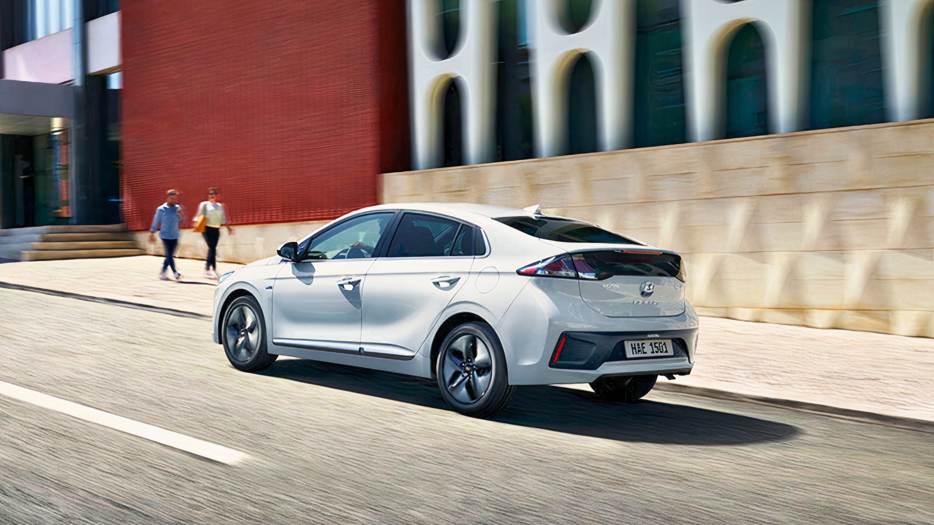 Faszinierend Hyundai Ioniq Hybrid Bilder