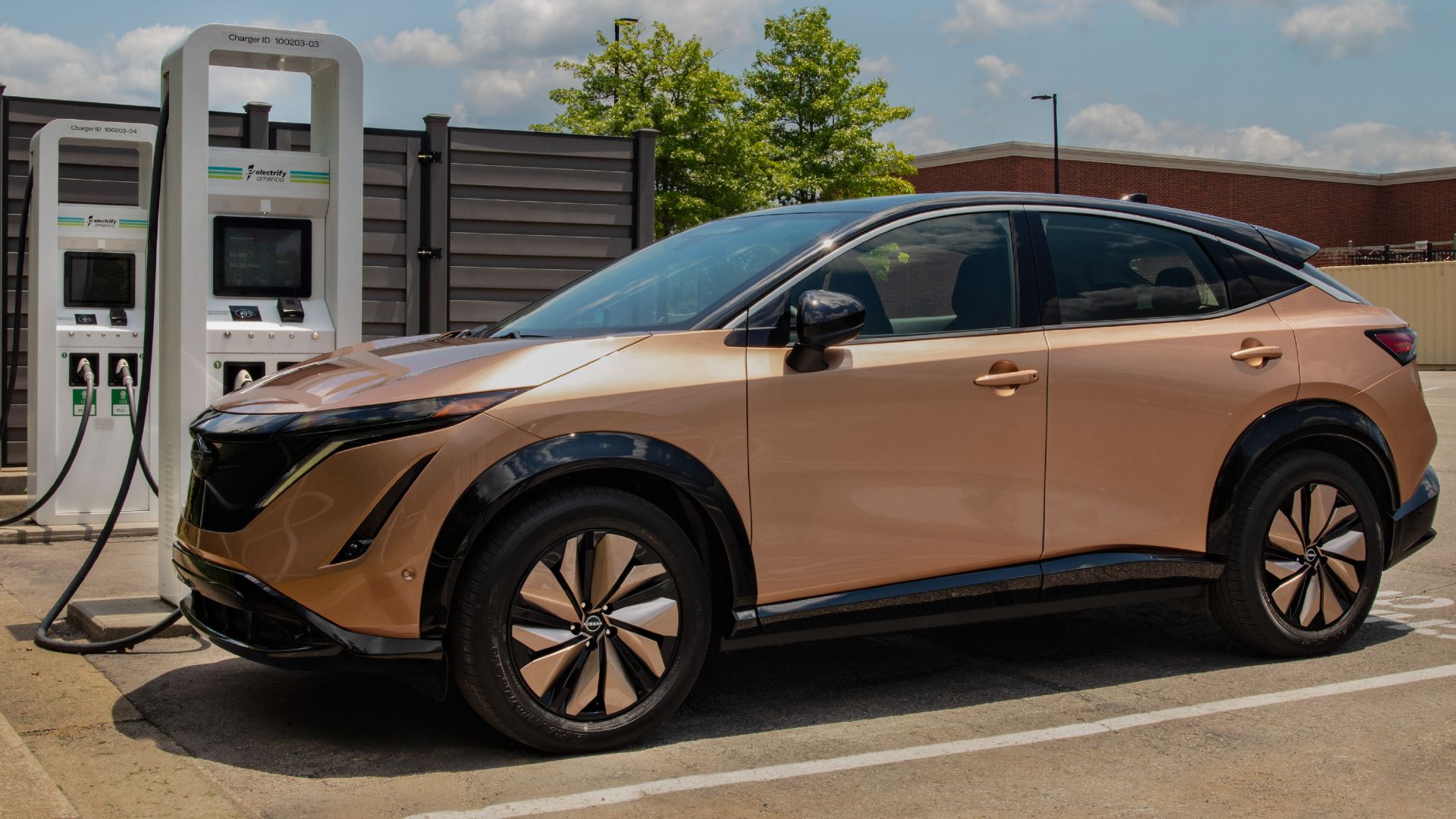 Nissan Ariya 2024 