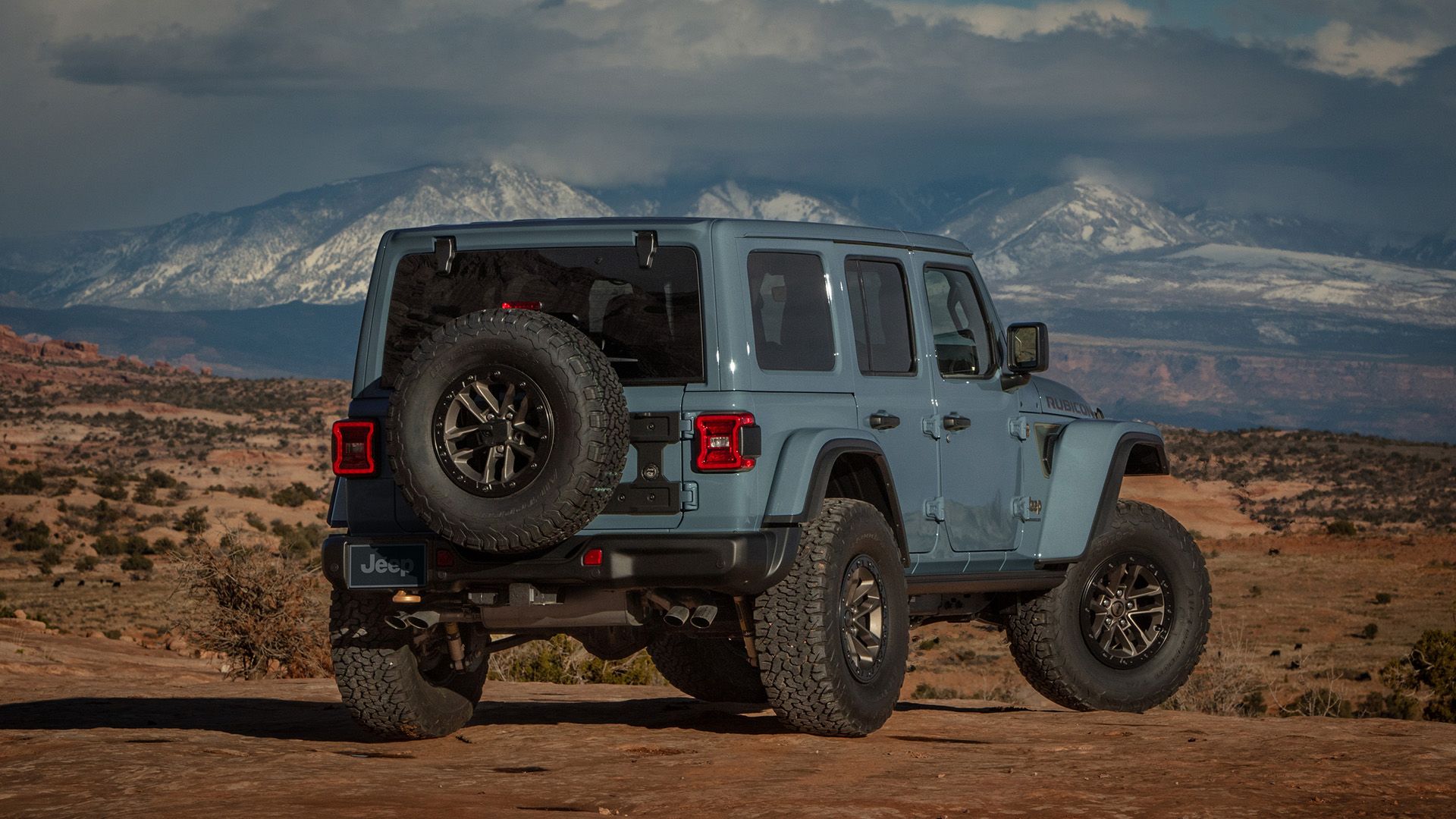 Jeep Wrangler Rubicon 392 com motor HEMI V8 continuará no ano modelo 