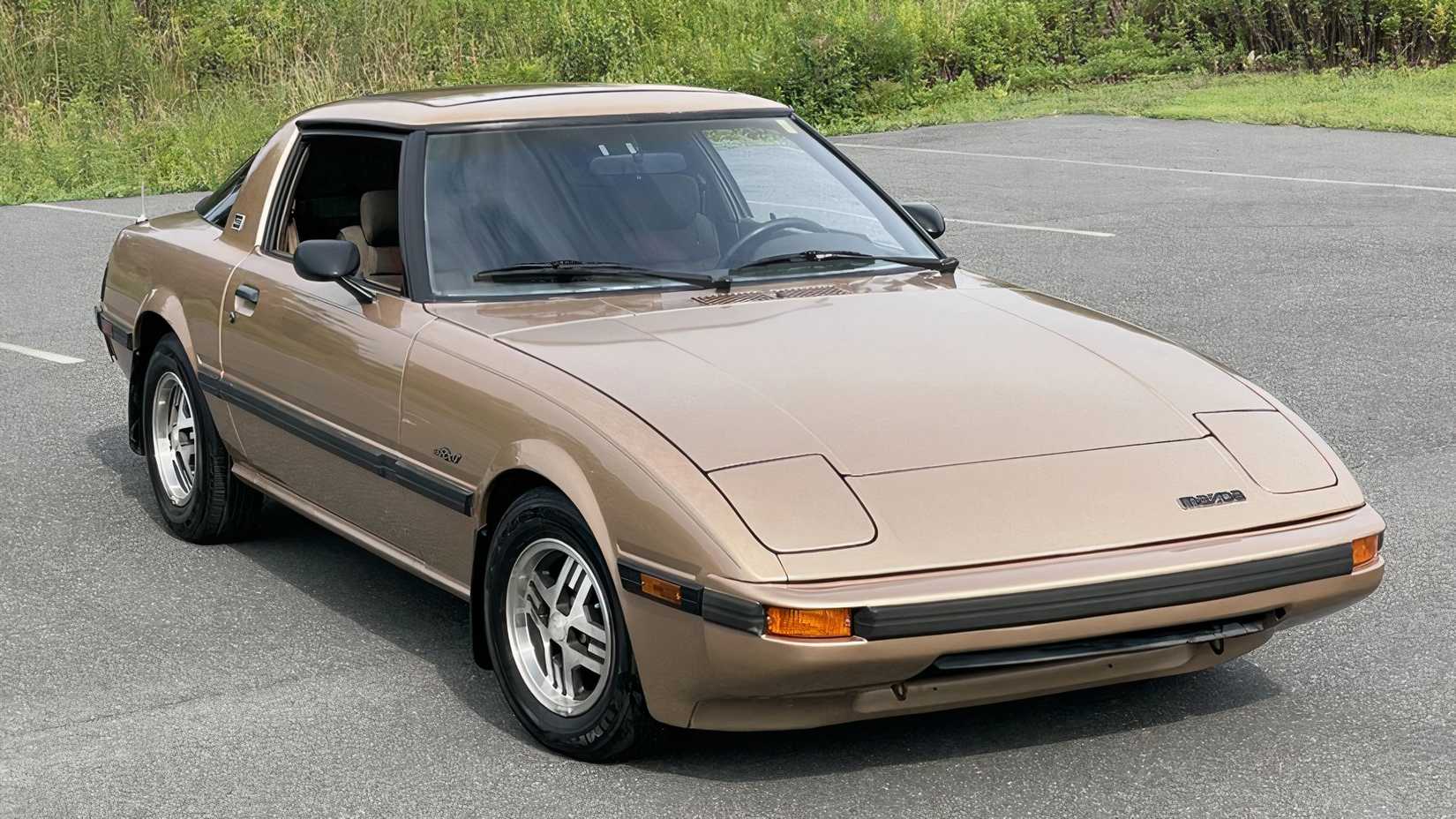 Here's How Much The Mazda RX-7 Is Worth Today