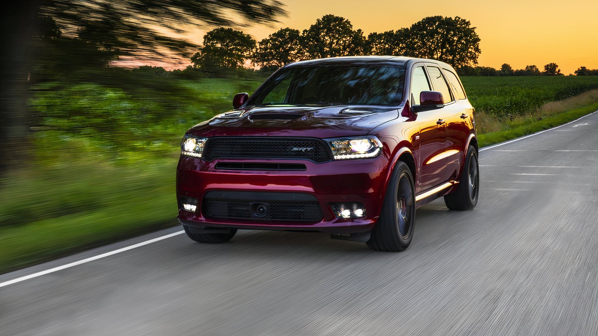 2020 Dodge Durango SRT 392 dirigindo