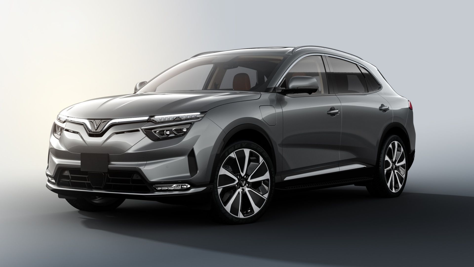 VinFast VF8 static studio shot-1