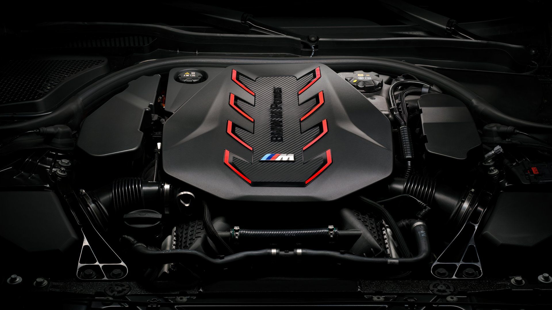 2025 BMW M5 Engine Bay
