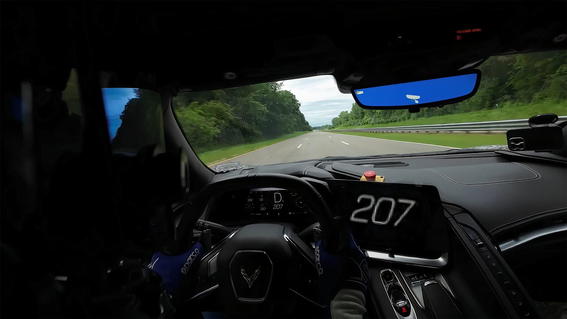 Watch The C8 Chevrolet Corvette ZR1 Hit A Top Speed Of 212 MPH