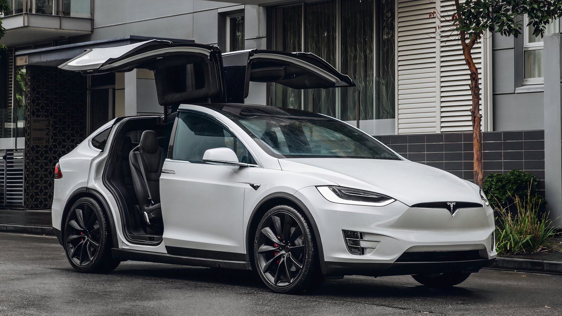 Here's How Much A 5-Year-Old Tesla Model X Is Worth Today