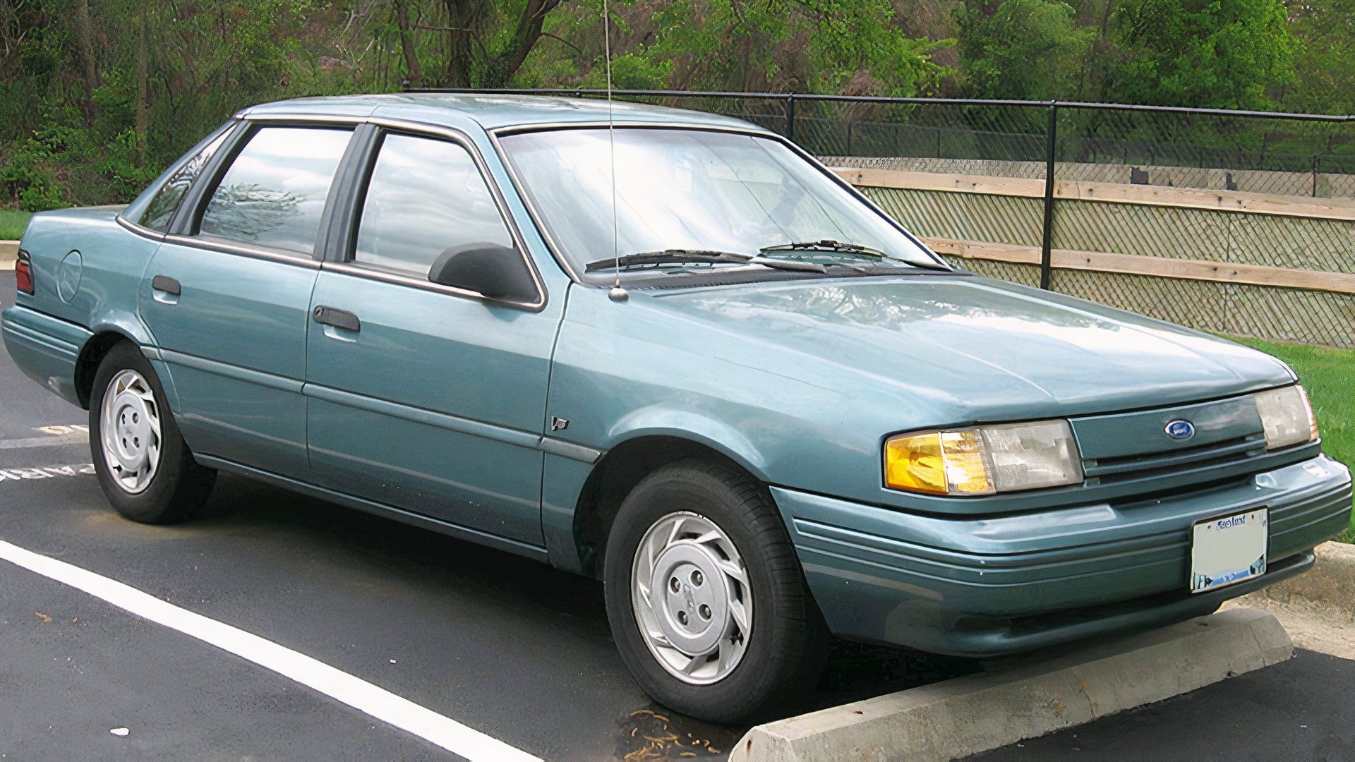 Ford Tempo 1992