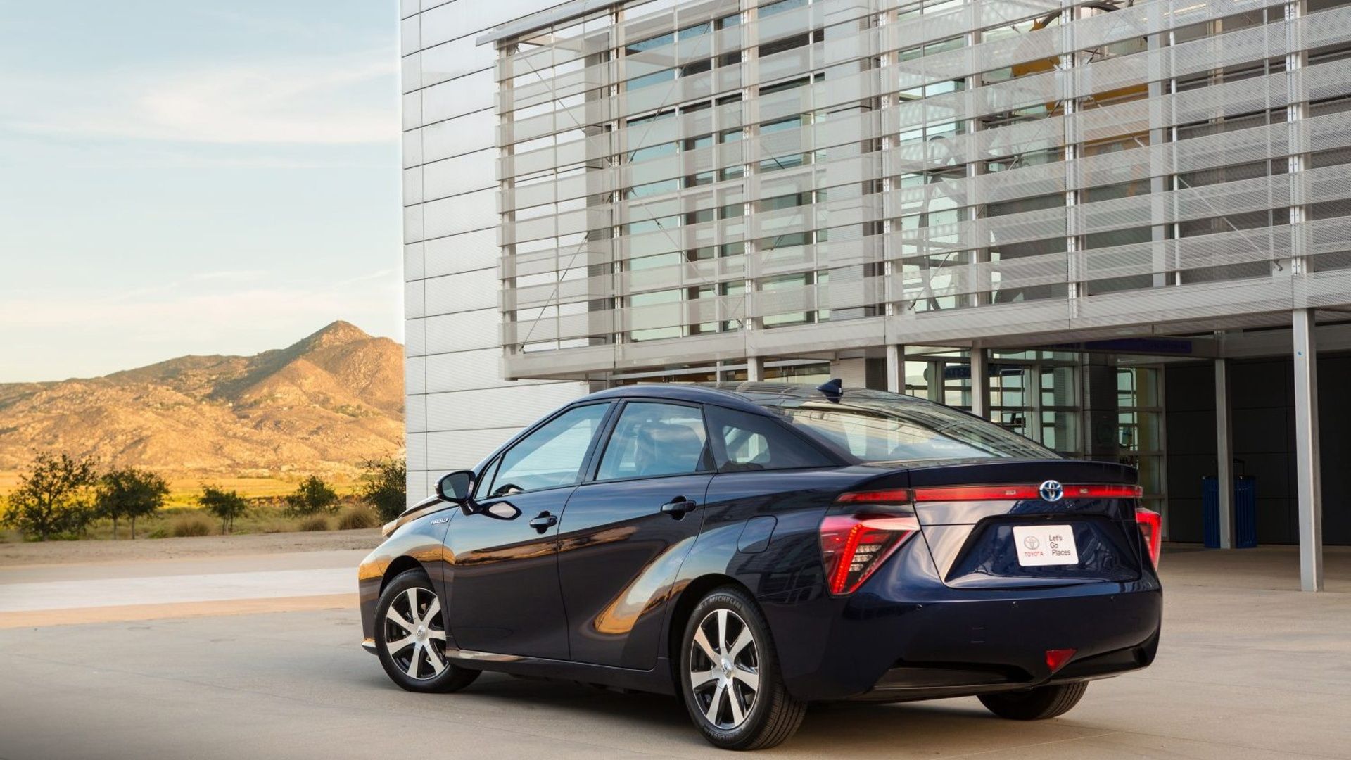2016-2020 Toyota Mirai