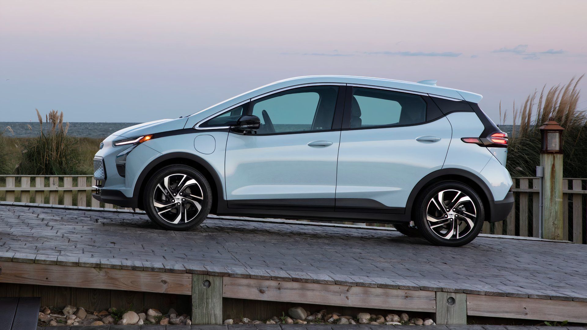 The New Chevrolet Bolt To Arrive By 2026 As A Crucial Player In GM’s EV ...