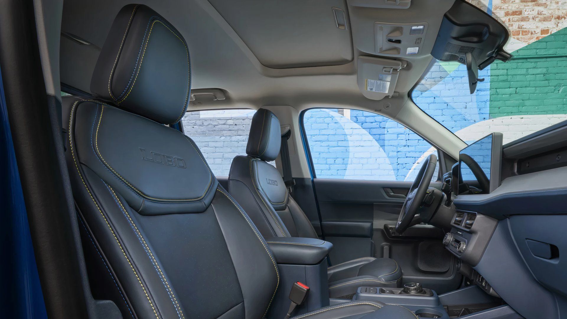 2025 Ford Maverick Lobo Interior