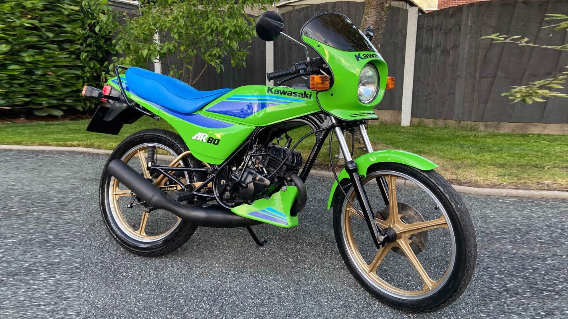 10-smallest-single-cylinder-engines-ever-on-a-production-motorcycle