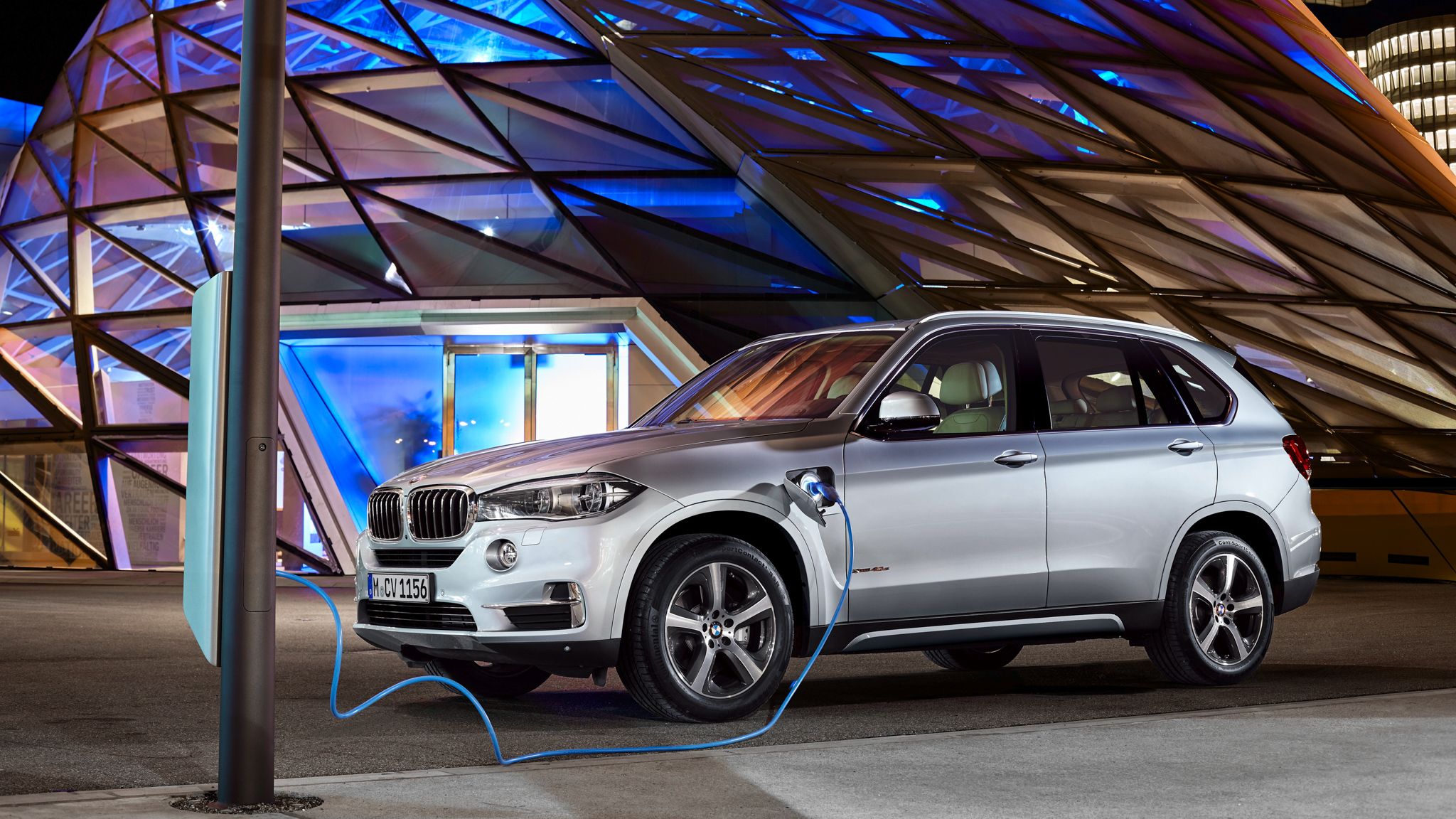 2017 BMW X5 xDrive40e-5