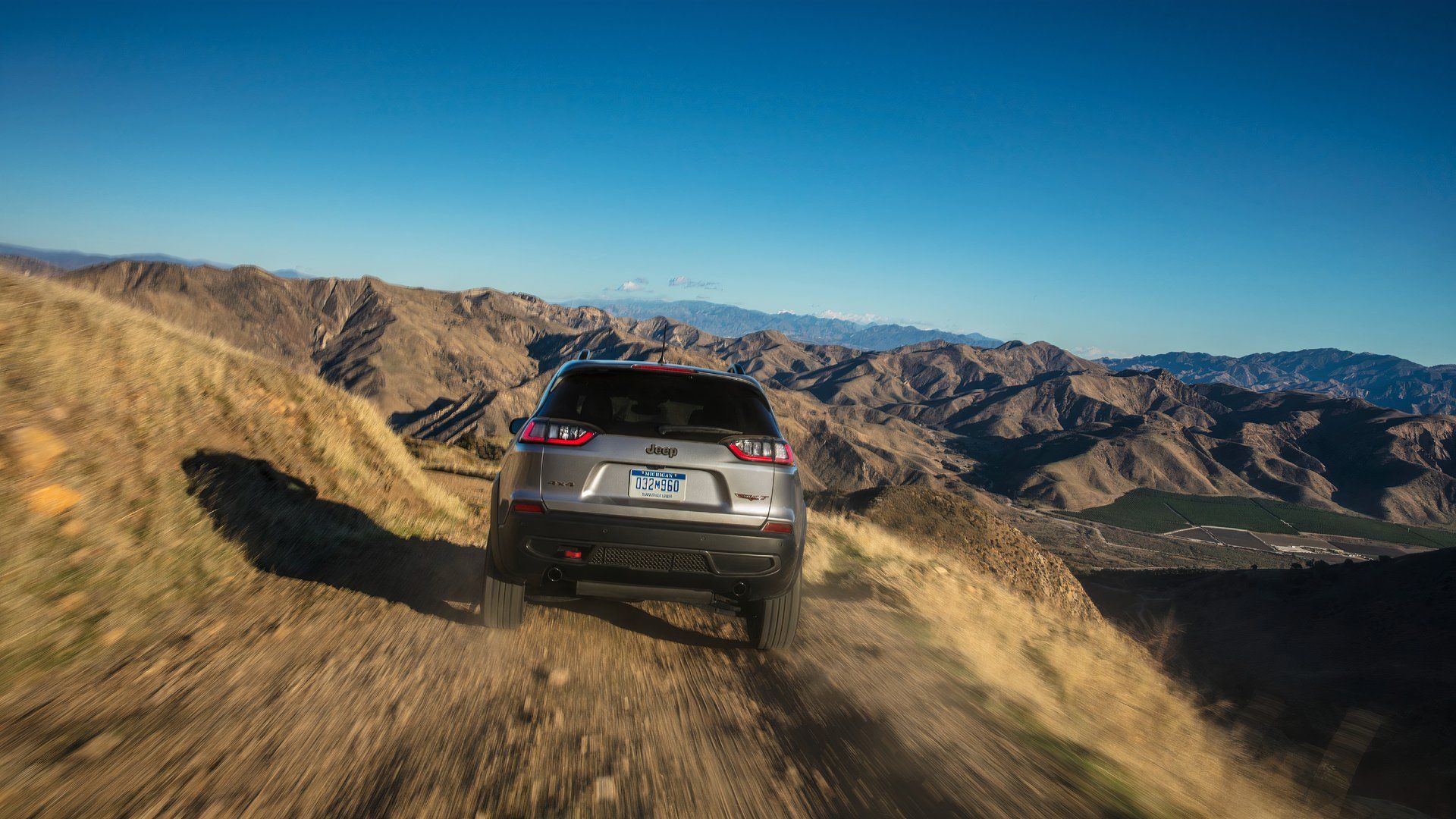 2023 Jeep Cherokee driving off-road