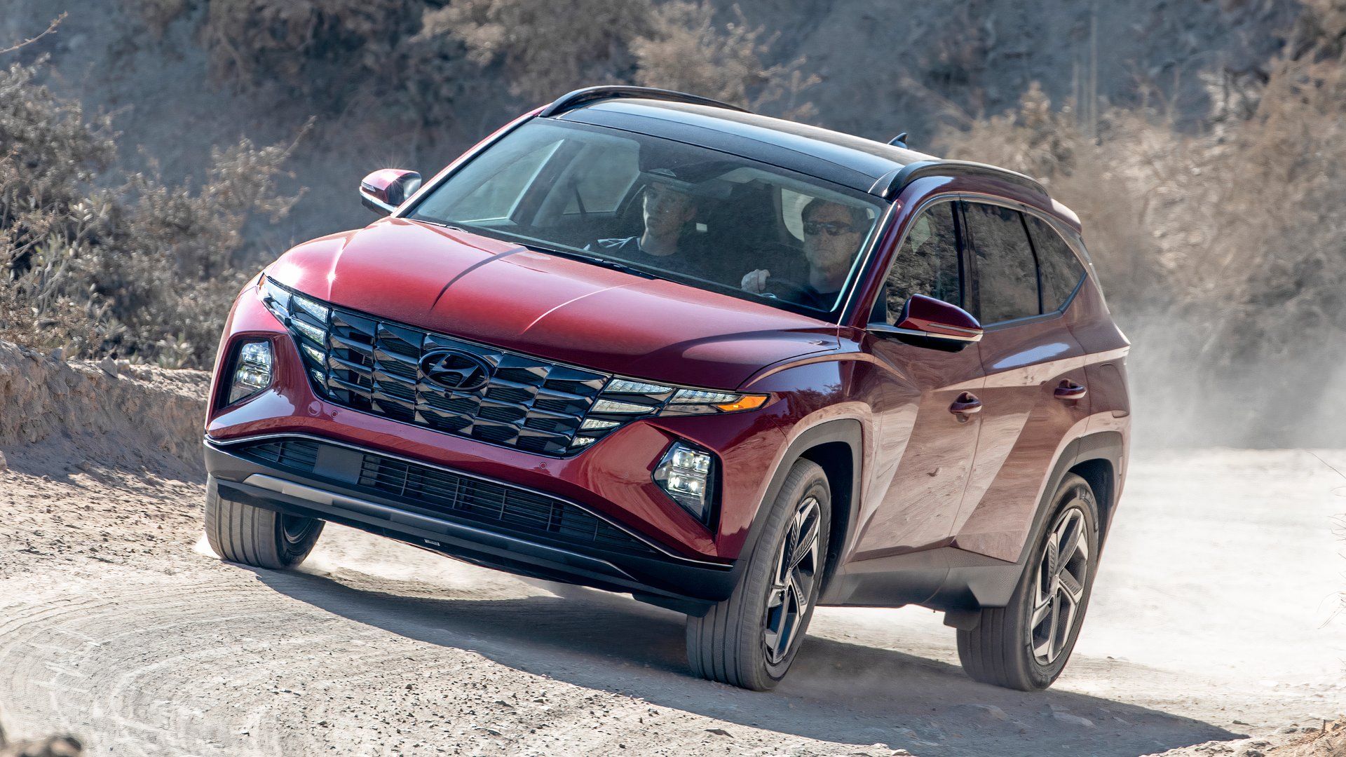 2024 Hyundai Tucson Hybrid driving