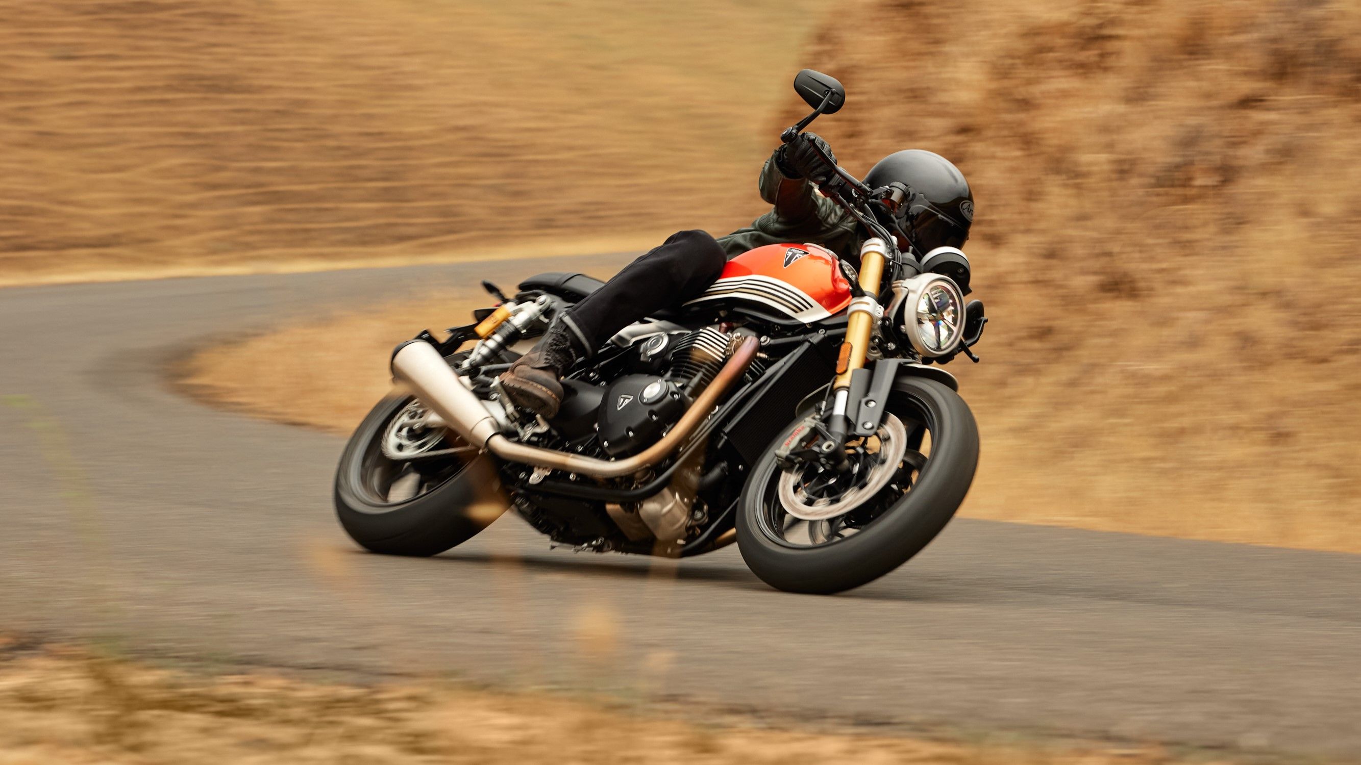 The Triumph Thruxton, Check Out The New Speed Twin RS Instead