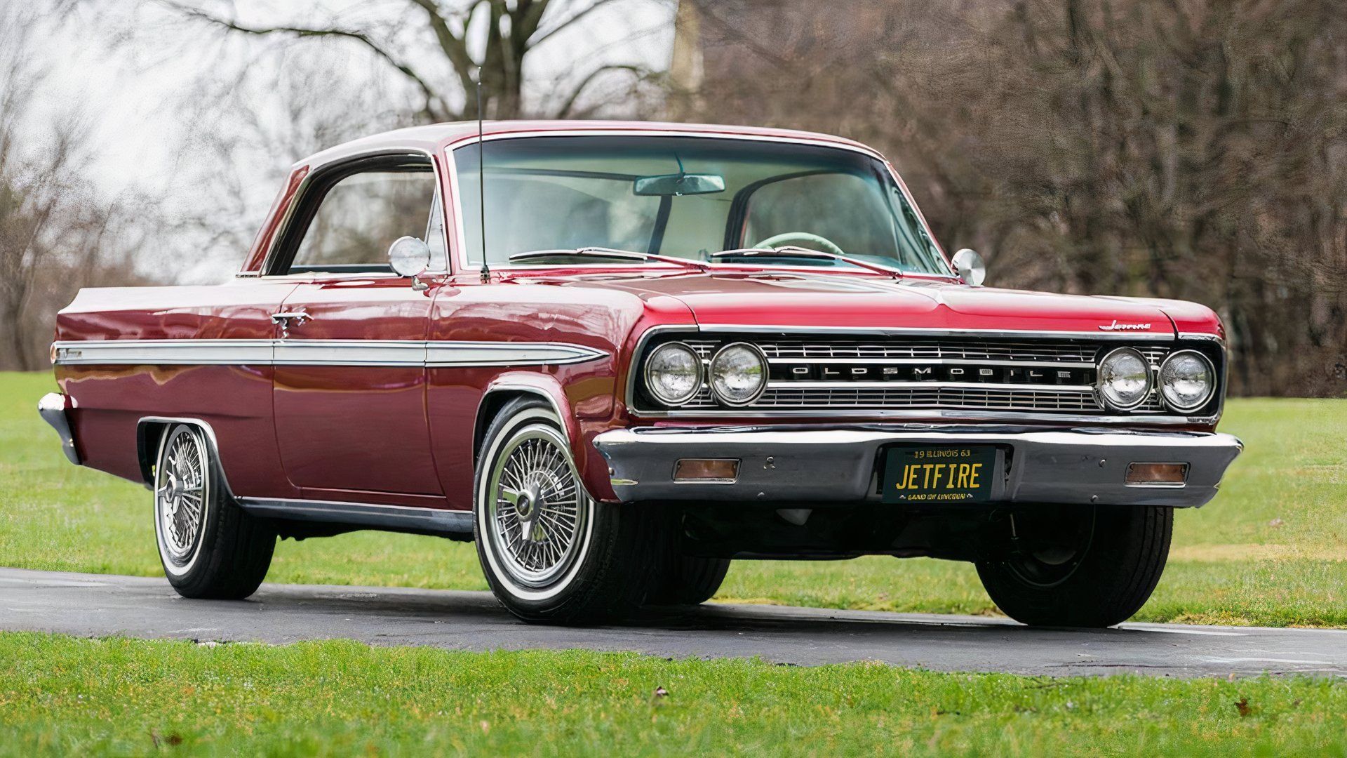 Vista frontal 3/4 do Oldsmobile Jetfire