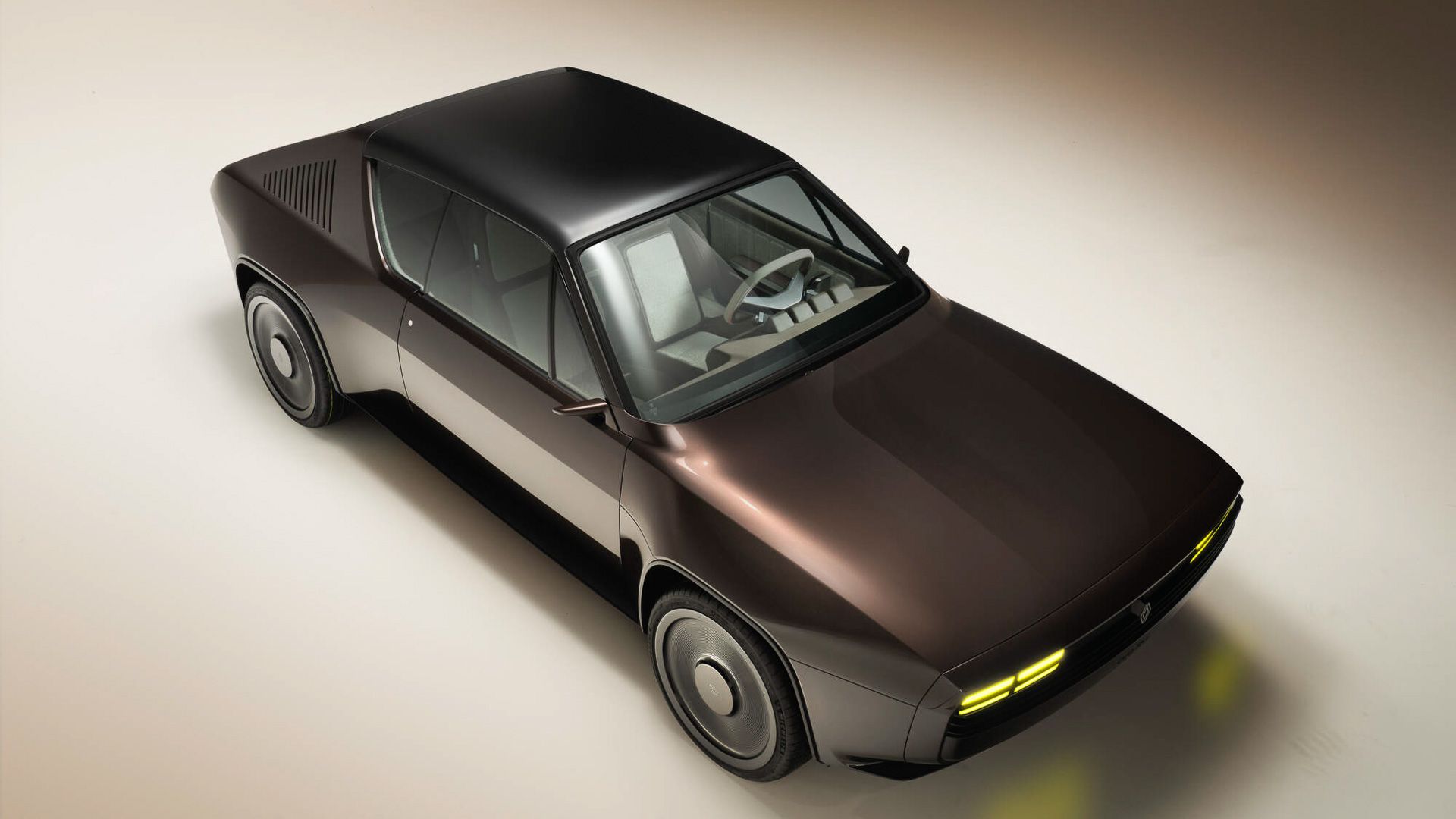 Restomod elétrico R17 x Ora Ito (5)-1