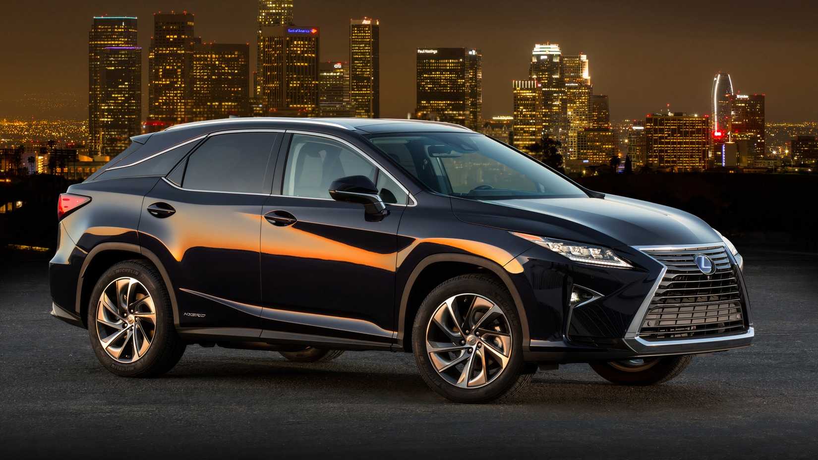 2019 Lexus RX Hybrid Passenger Side Shot