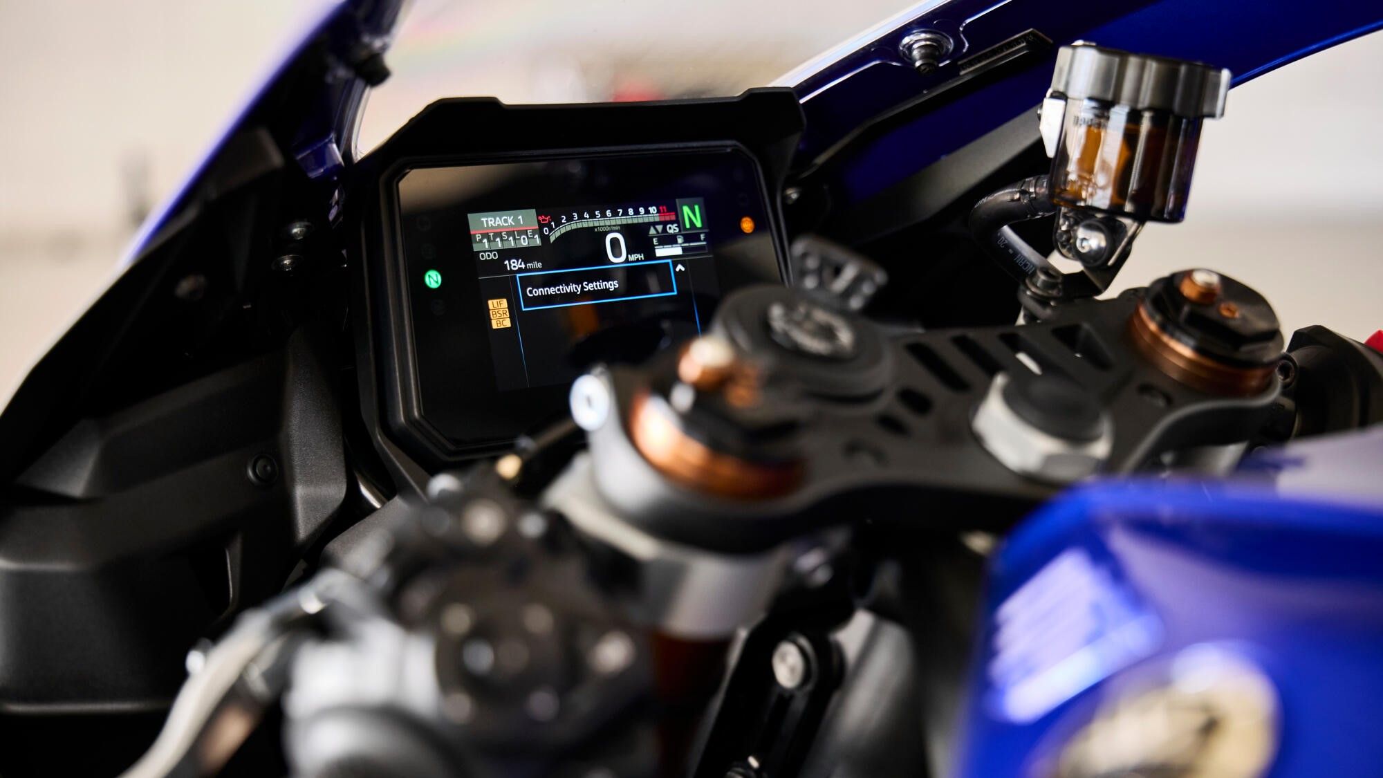 2025 Yamaha YZF-R9 Debuts As The YZF-R6 Replacement We Wanted