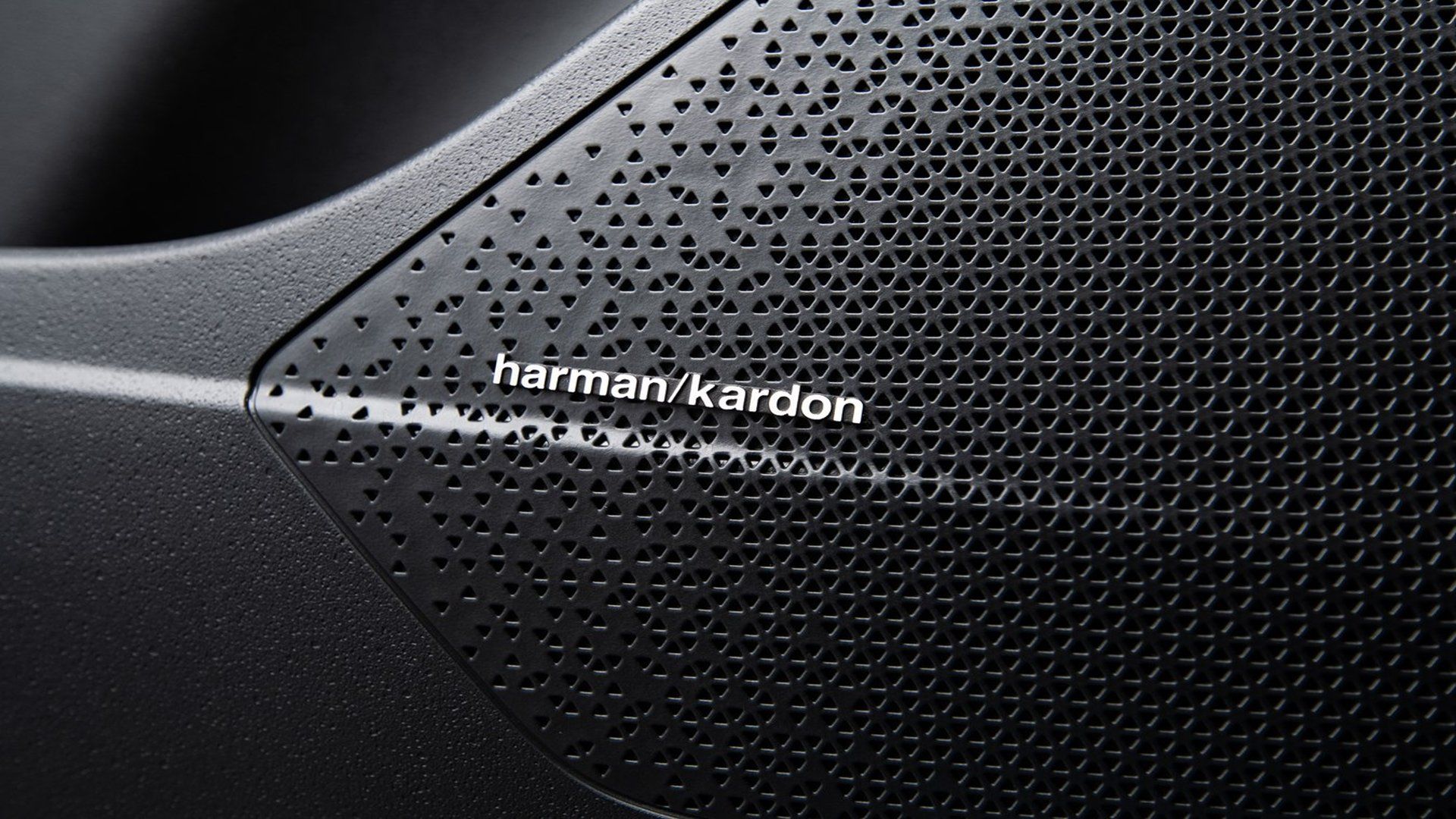 Speaker System in the 2025 Kia Niro Plug-in Hybrid