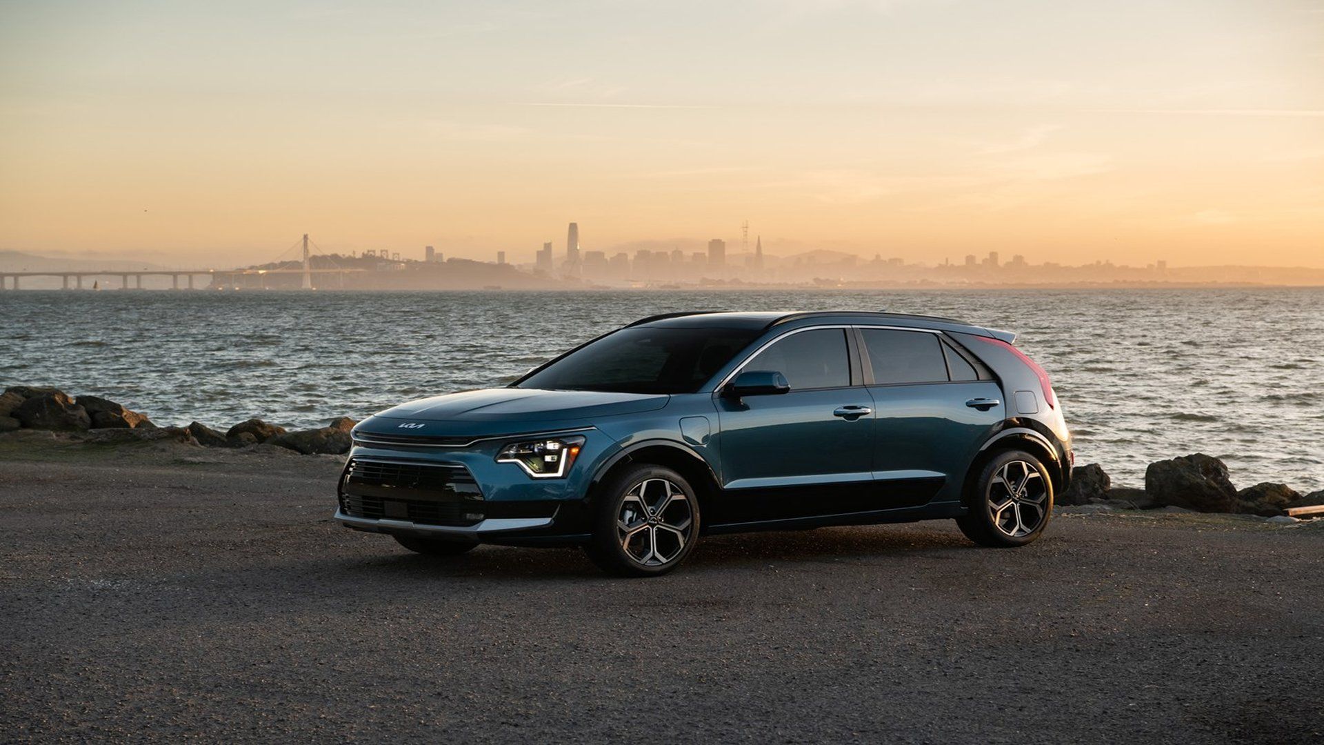 The 2025 Kia Niro Plug-in Hybrid