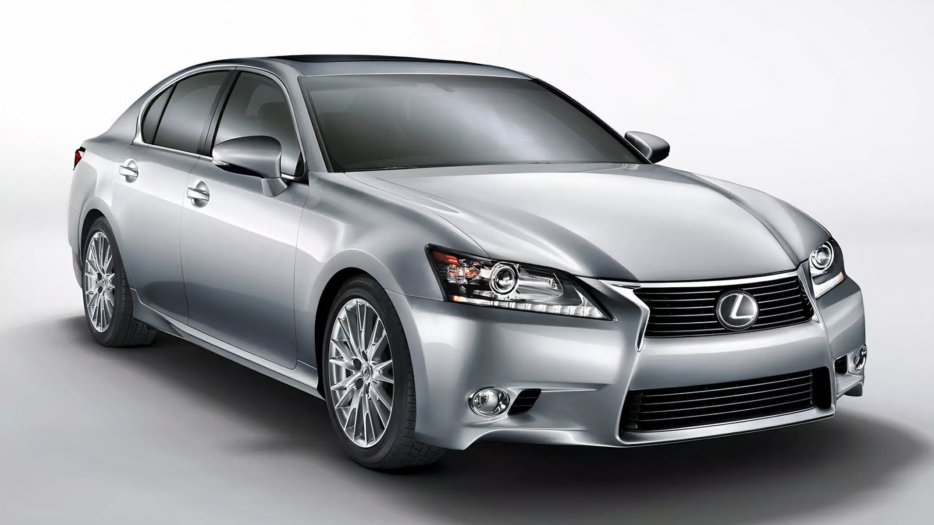 Front 3/4 shot of a 2014 Lexus GS350